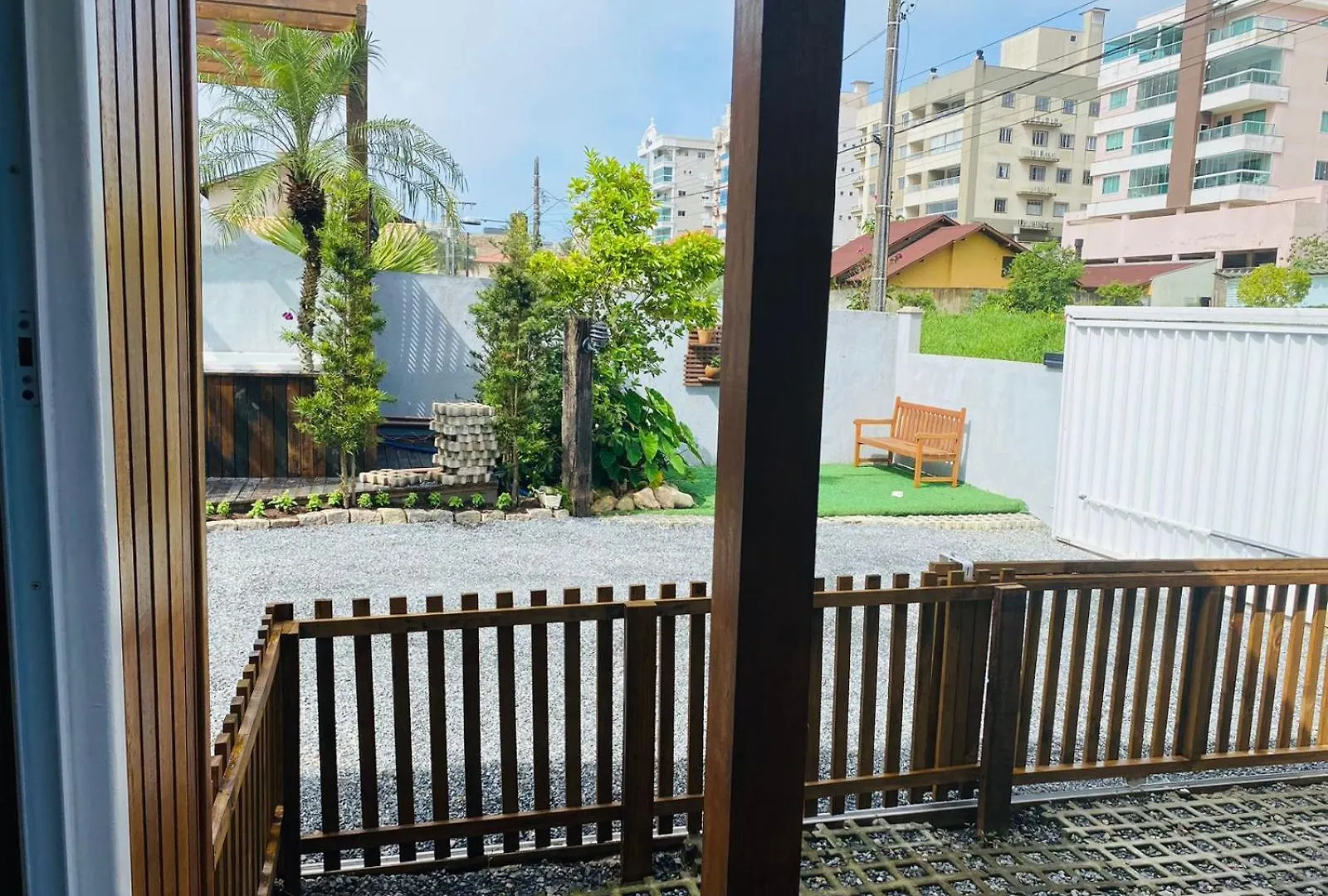 Residencial Com Piscina Possui Jacuzzi Aquecida Com Hidromassagem Vila Bombinhas Casa de Férias