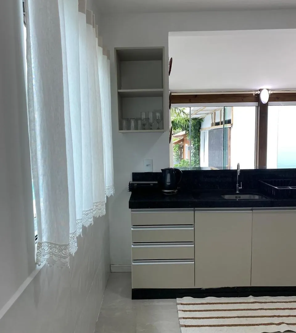 Casa de Férias Residencial Com Piscina Possui Jacuzzi Aquecida Com Hidromassagem Vila Bombinhas Brasil